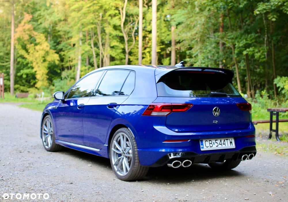 Volkswagen Golf - 16