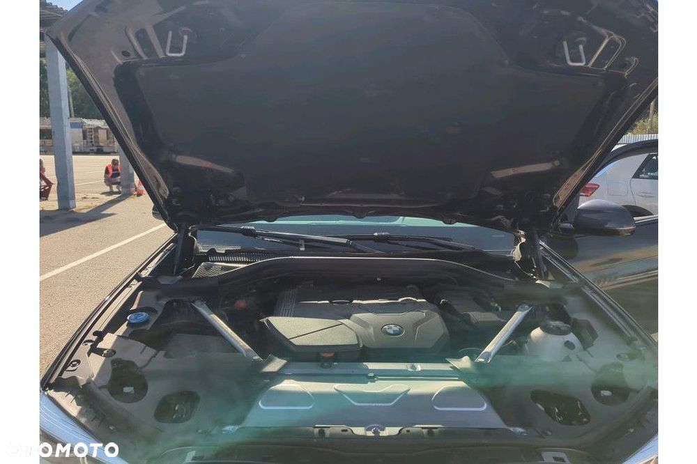 BMW X4 - 16