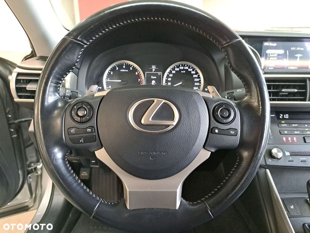 Lexus IS 200t Elite - 16