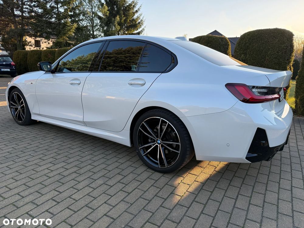 BMW Seria 3 320d xDrive M Sport sport - 27