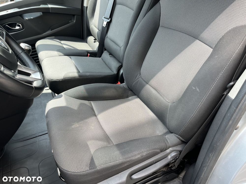 Renault trafic - 12