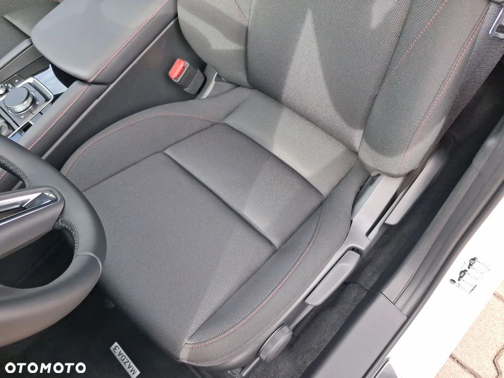 Mazda 3 2.0 mHEV Homura - 16