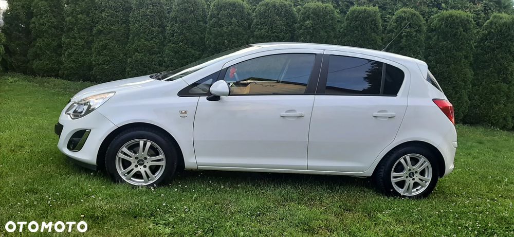 Opel Corsa - 4