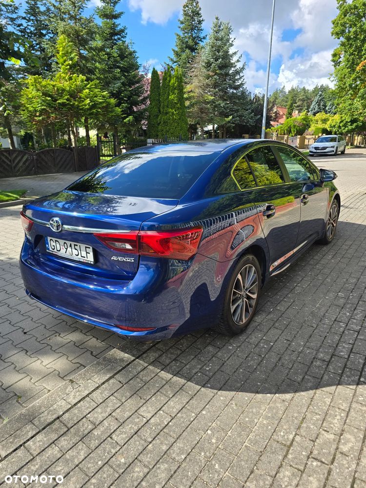 Toyota Avensis 1.8 Premium - 5