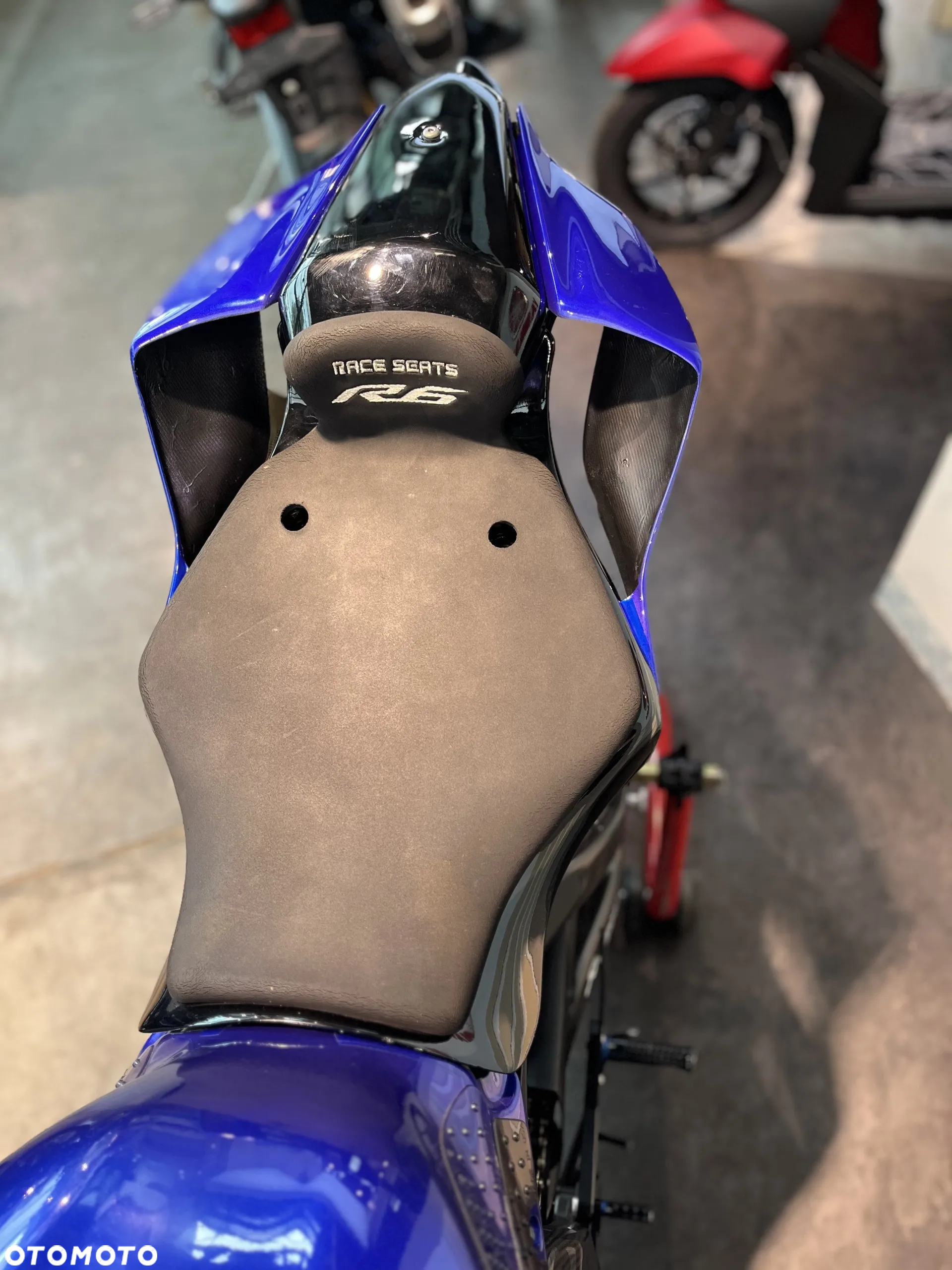 Yamaha R6 - 7
