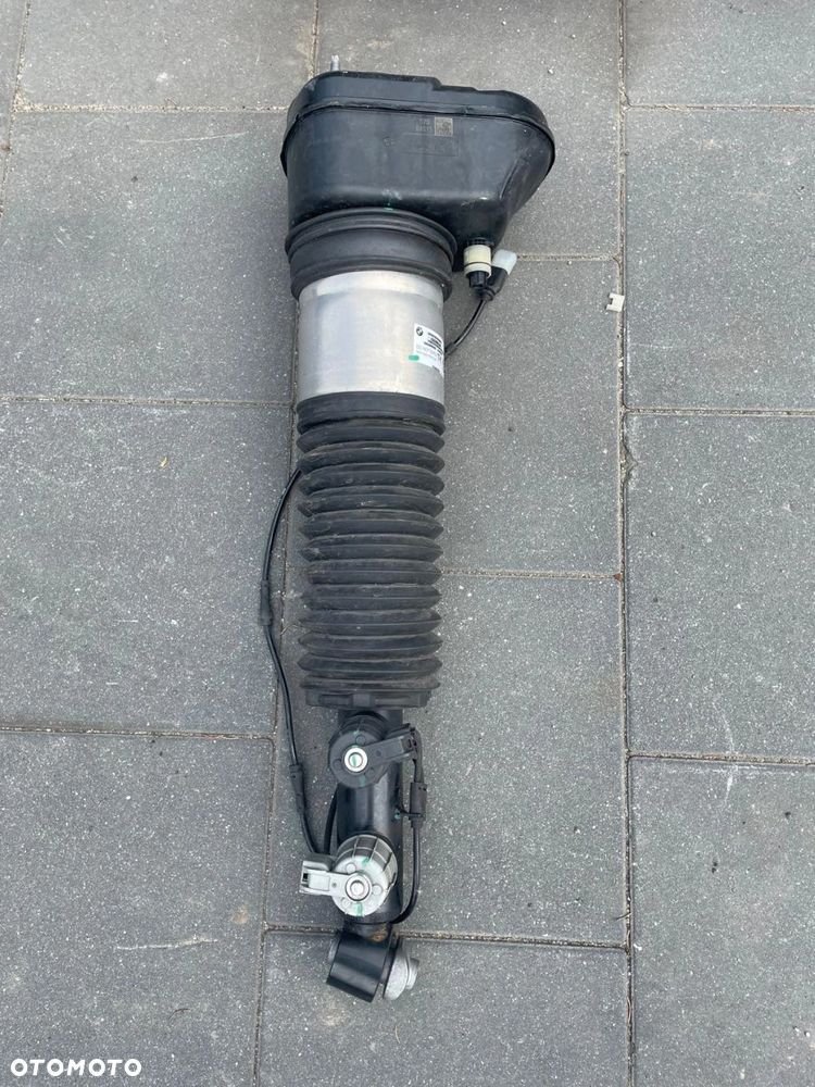 AMORTYZATOR TYŁ TYLNY LEWY AKTYWNY BMW 7 G70 5A44644