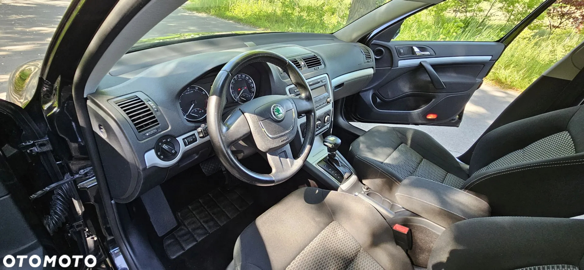 Skoda Octavia 1.8 TSI Ambiente DSG - 9