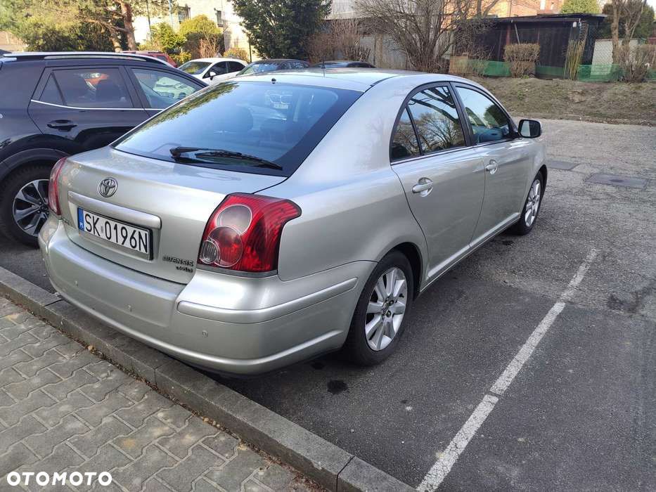 Toyota Avensis 2.0 D-4D - 2