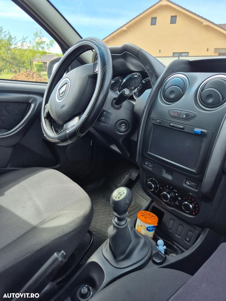 Dacia Duster 1.5 dCi 4x2 Laureate - 6