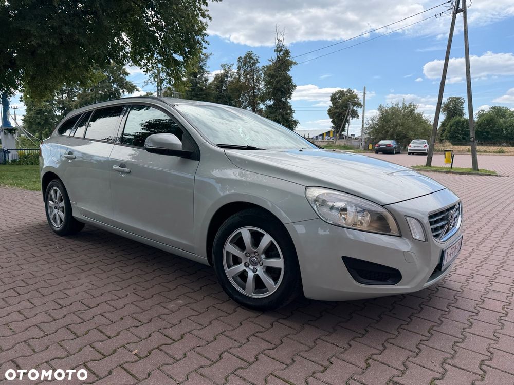 Volvo V60 D4 Edition - 4