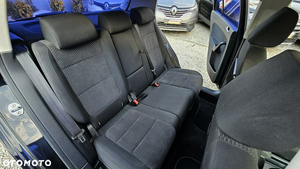 Volkswagen Golf Plus - 27