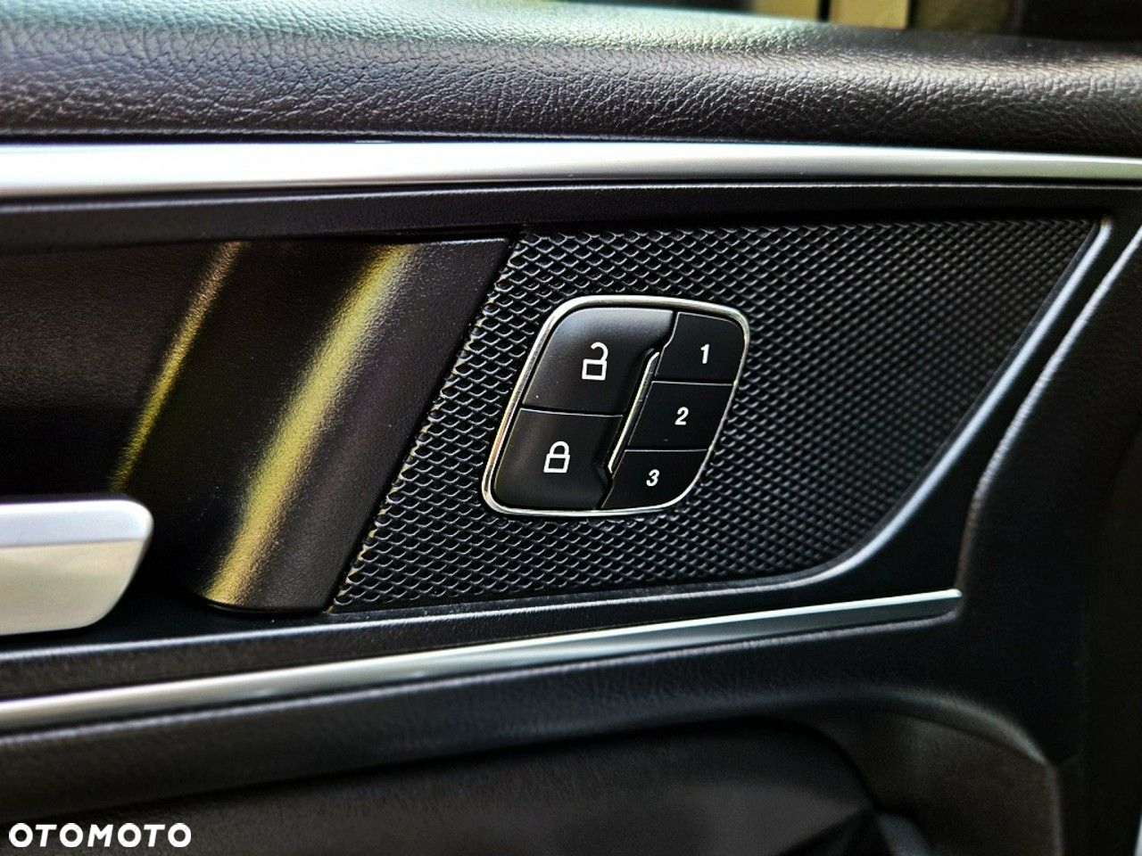 Ford S-Max - 21