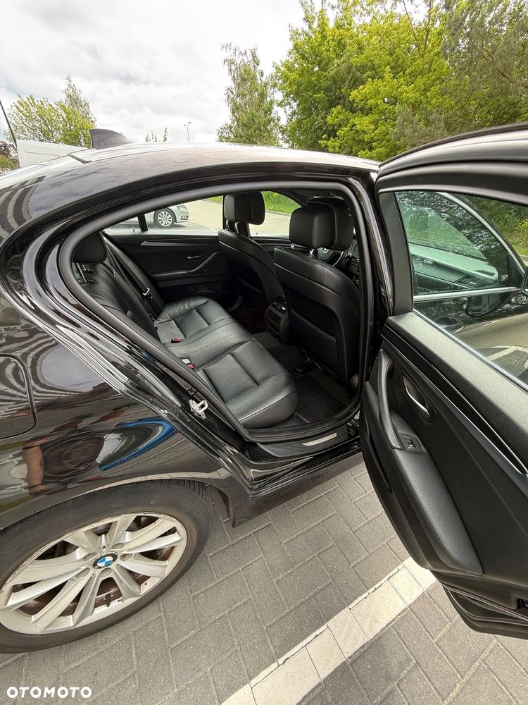 BMW Seria 5 520d - 13