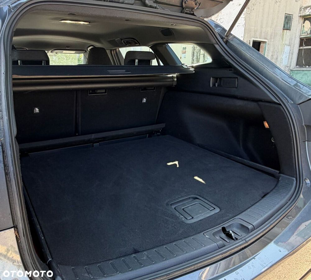 Toyota Corolla 1.8 Hybrid Comfort - 21