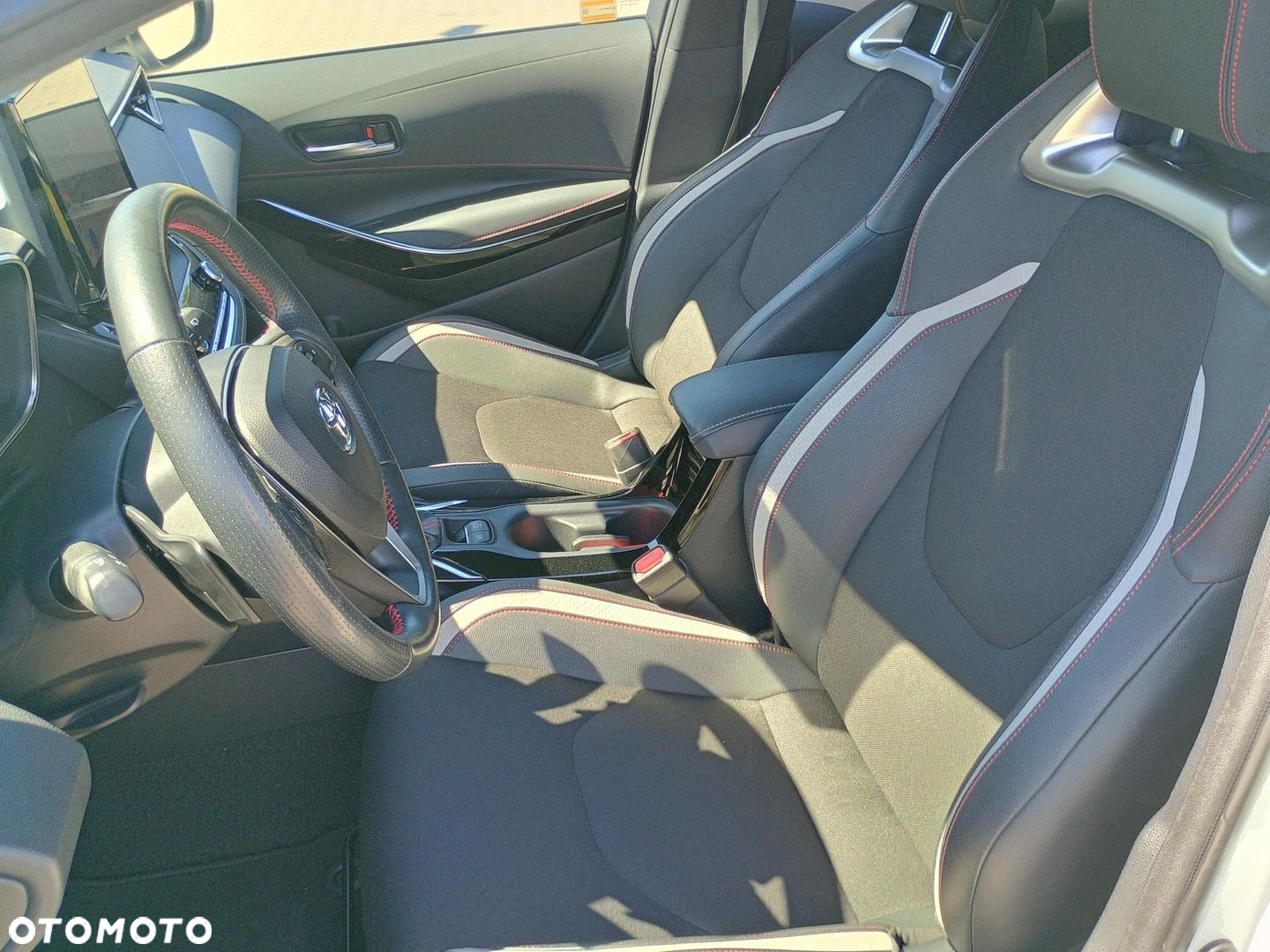 Toyota Corolla - 18