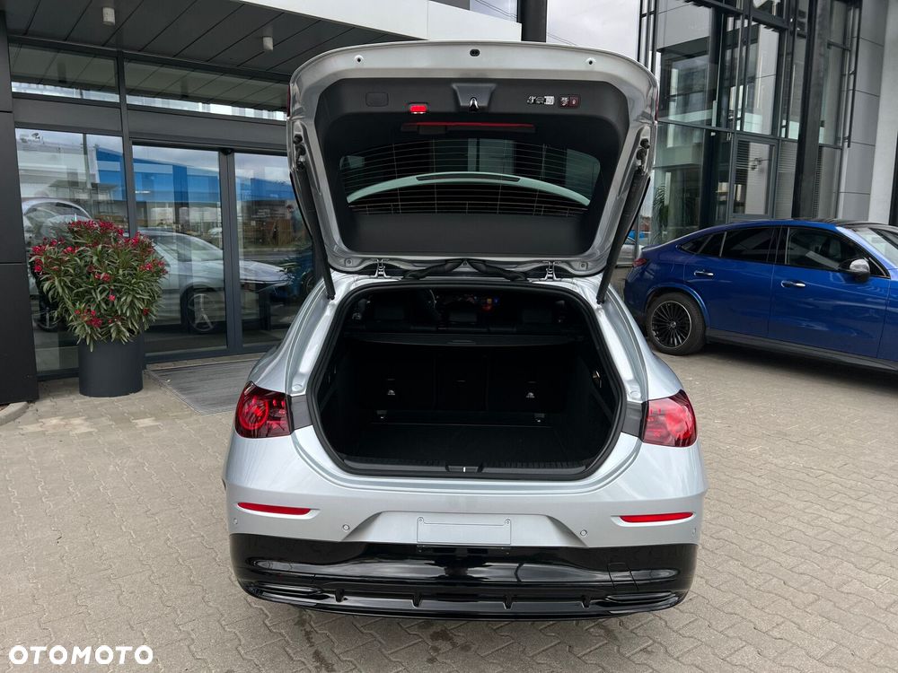 Mercedes-Benz CLA 250+ 85kWh - 23