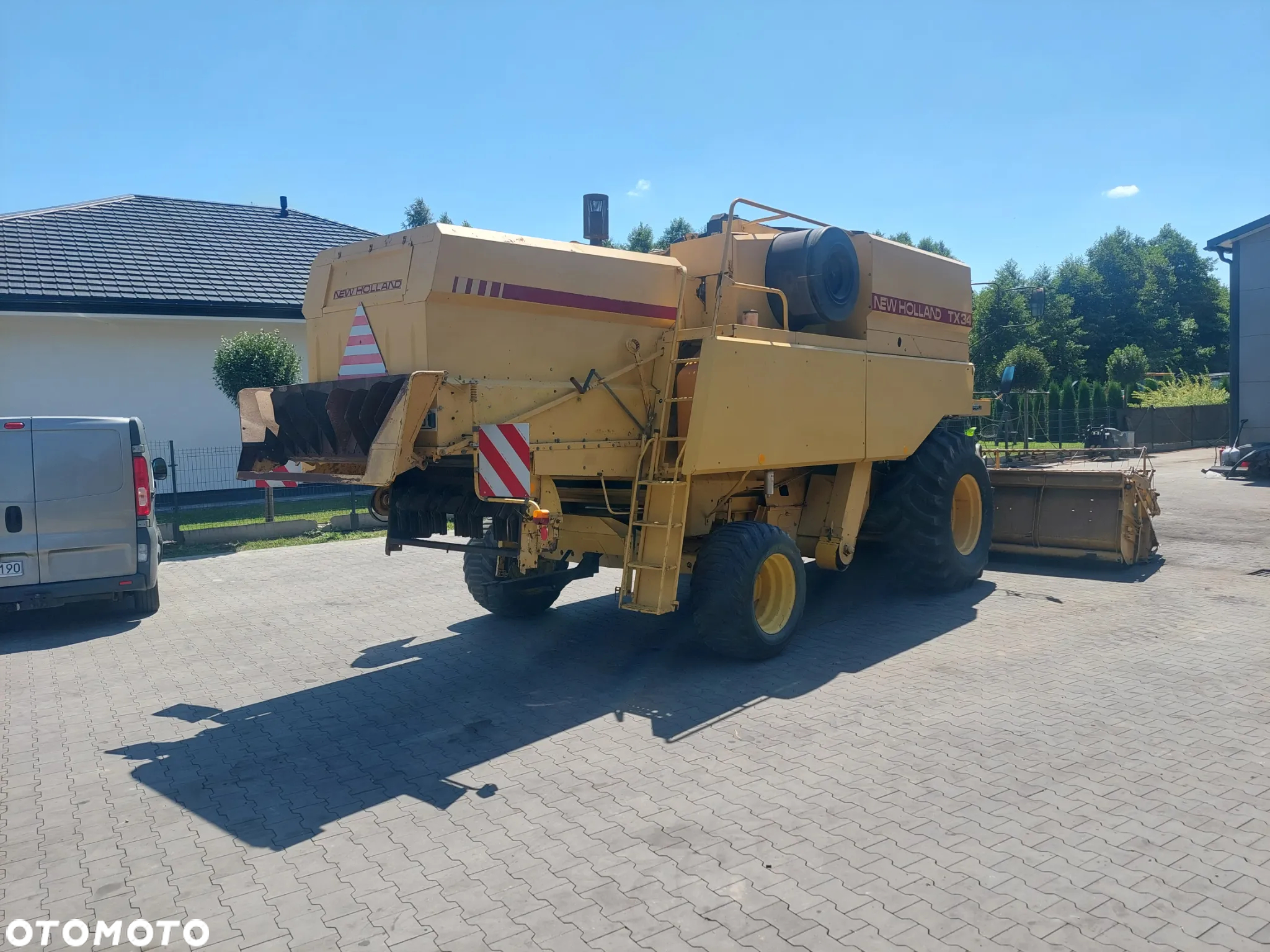 New Holland TX 34 - 3