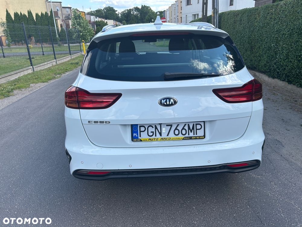 Kia Ceed 1.6 CRDi SCR L - 6