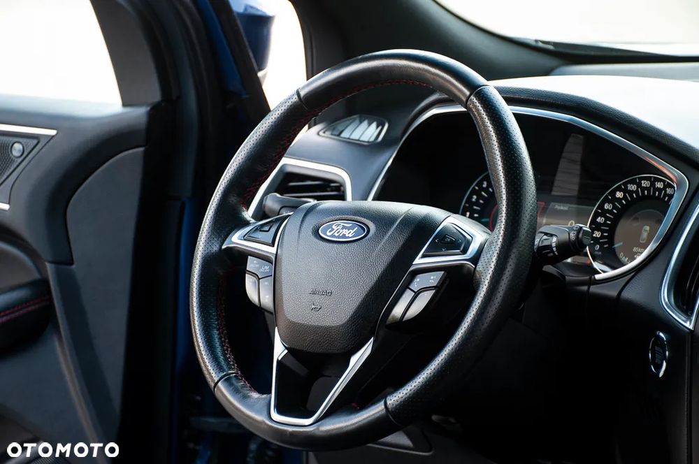 Ford Edge 2.0 EcoBlue Bi-Turbo 4x4 ST-LINE - 30