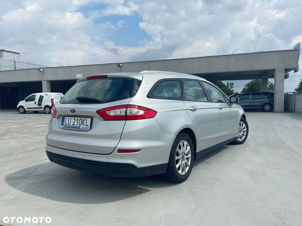 Ford Mondeo 2.0 TDCi Titanium PowerShift - 9