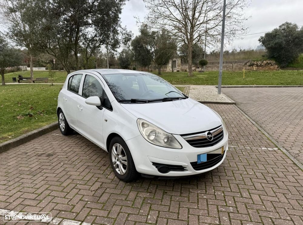 Opel Corsa 1.3 CDTI Enjoy EcoFLEX - 2