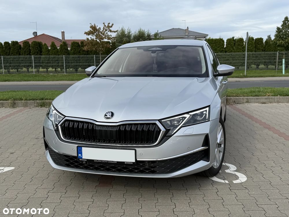 Skoda Octavia 1.5 TSI mHEV Edition 130 Selection DSG - 2