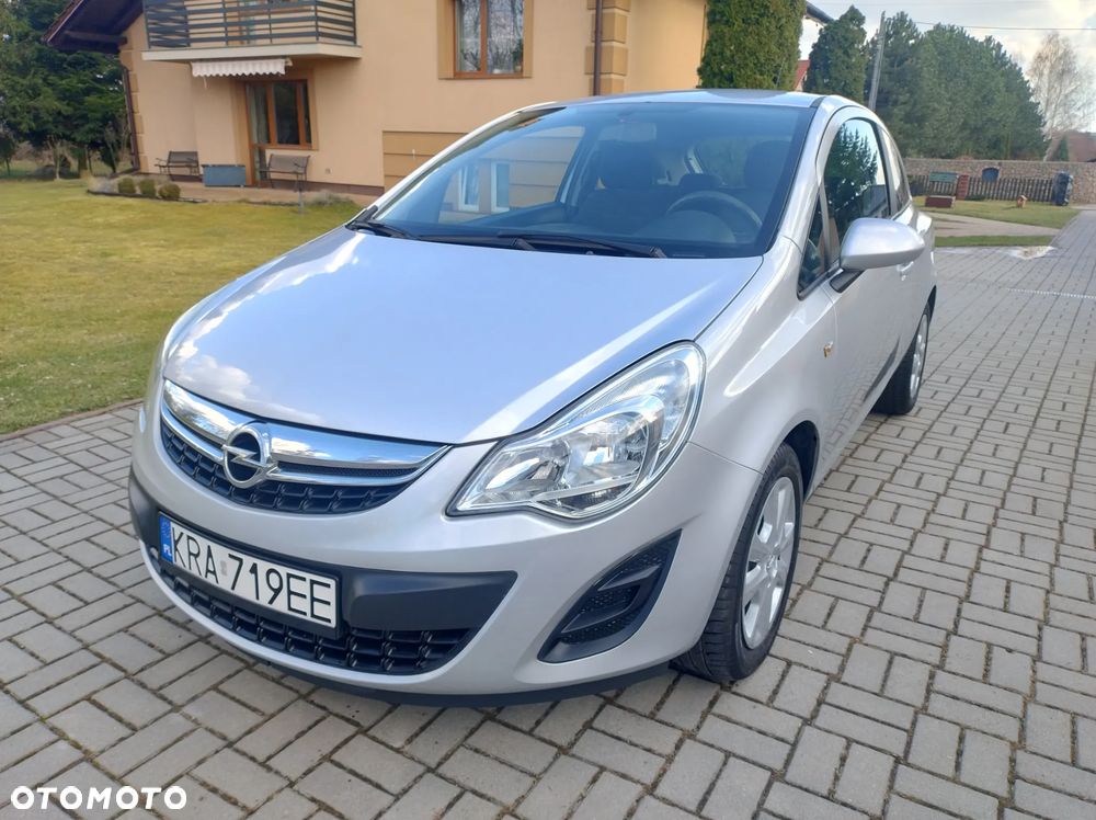 Opel Corsa 1.2 16V Cosmo - 16