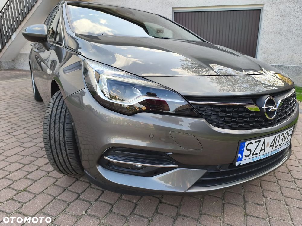 Opel Astra 1.2 T Ultimate S&S - 4