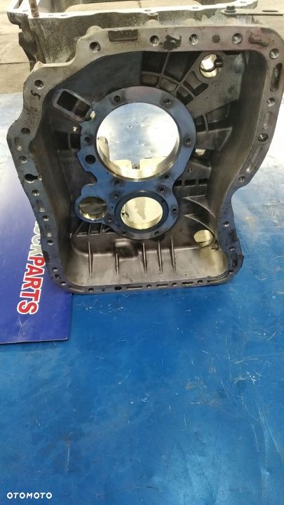 VOLVO FH 4 RENAULT OBUDOWA SKRZYNI BEGÓW ŚRODEK - 2