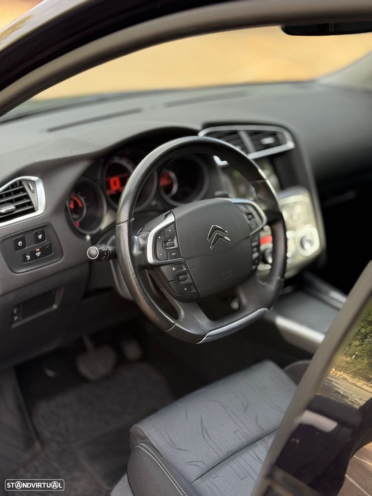 Citroën C4 1.6 e-HDi Exclusive CMP6 - 10
