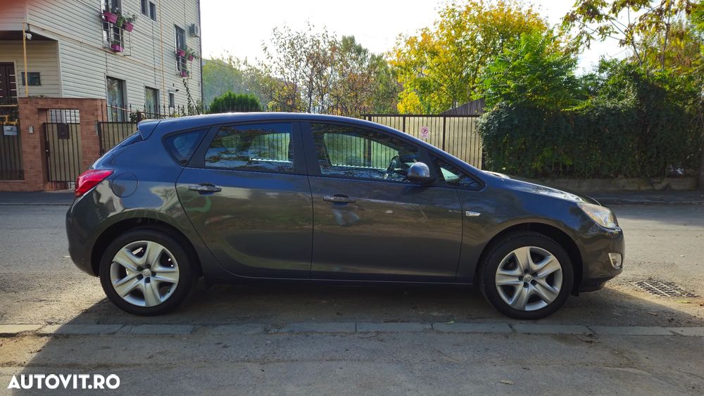 Opel Astra - 12
