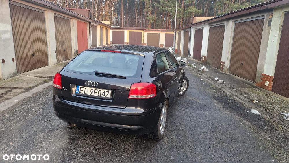 Audi A3 3-drzwiowe 1.6 Ambiente - 9