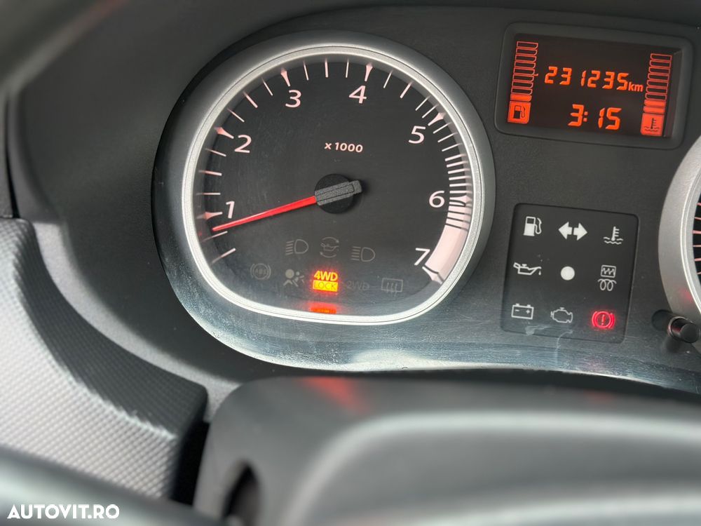 Dacia Duster dCi 110 FAP 4x4 Prestige - 10