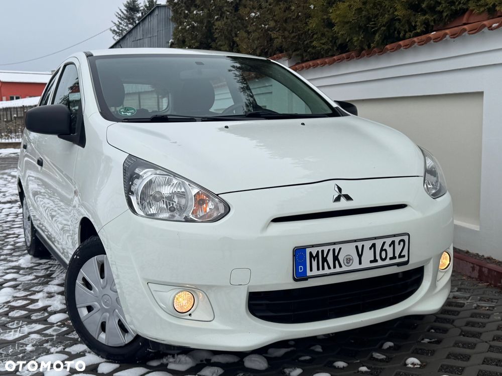 Mitsubishi Space Star - 10