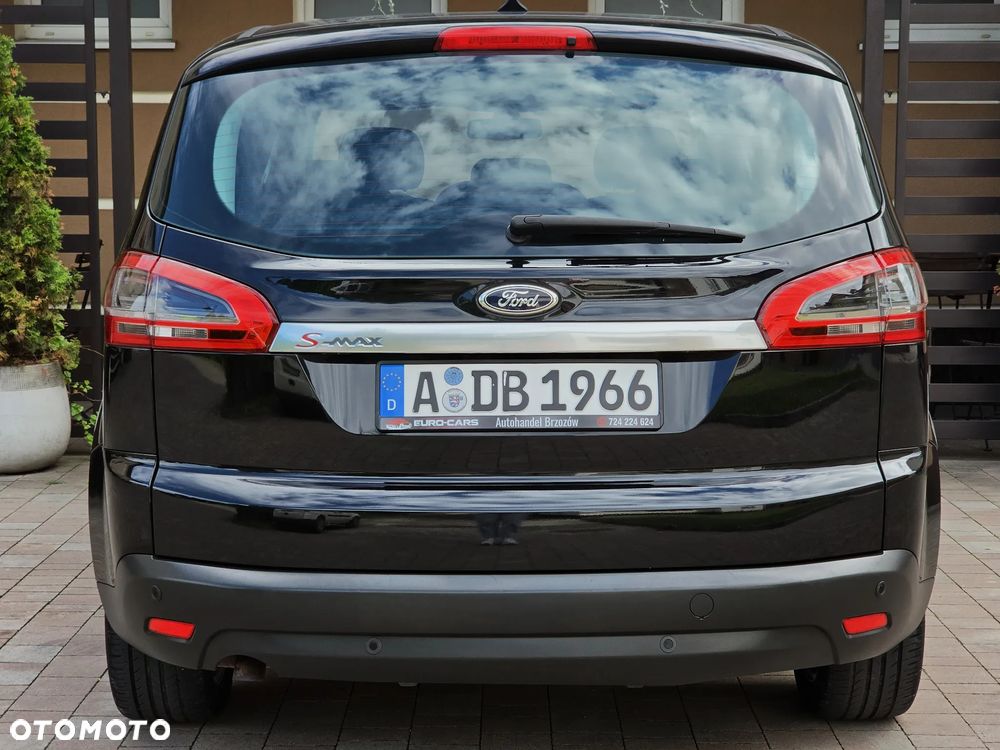 Ford S-Max 2.0 TDCi DPF Titanium - 32