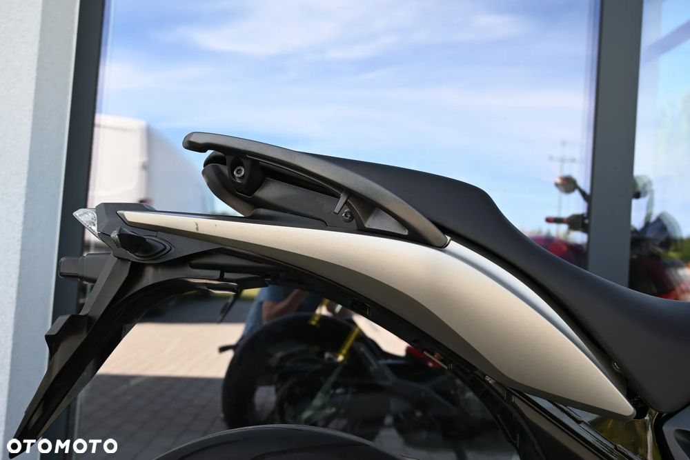 Honda Hornet - 31
