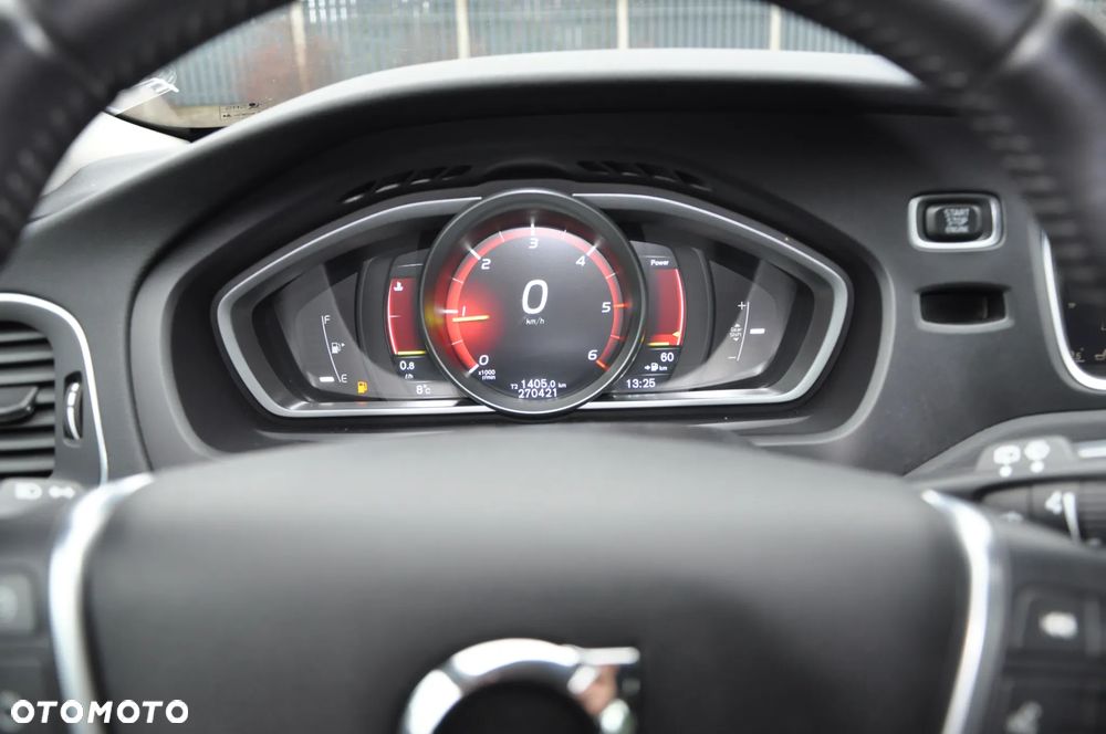 Volvo V40 D2 Inscription - 18