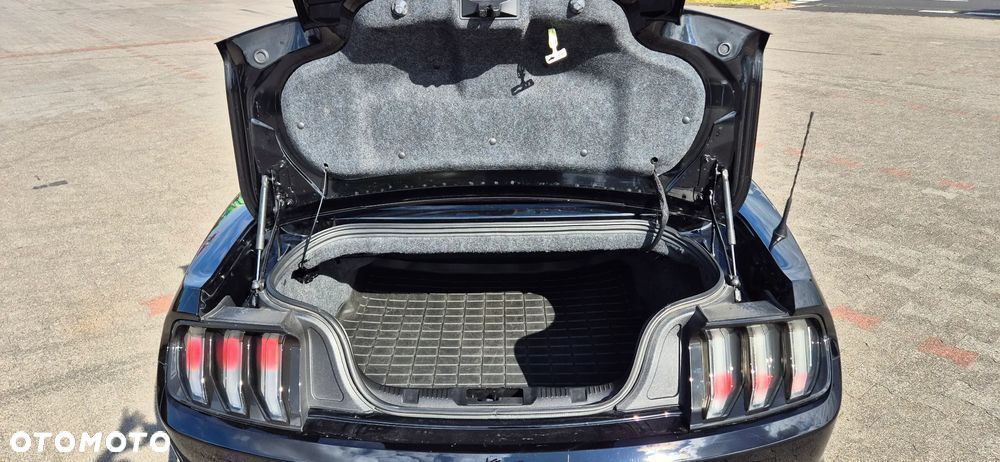 Ford Mustang Convertible 5.0 Ti-VCT V8 GT - 27