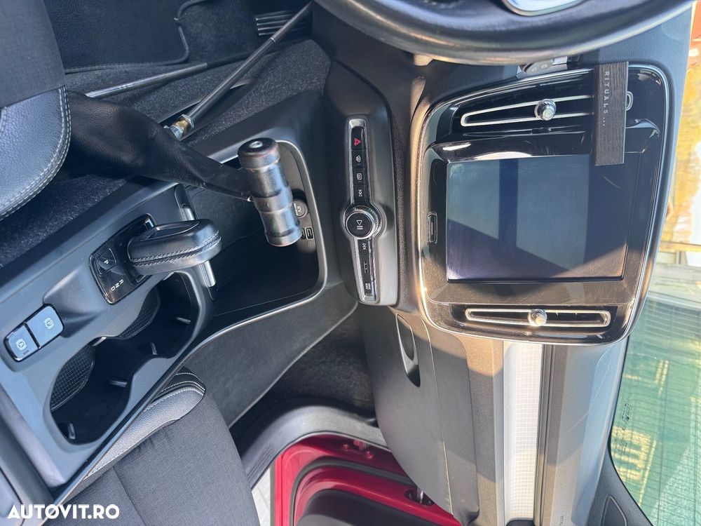VOLVO XC40 2019 — imagine 17