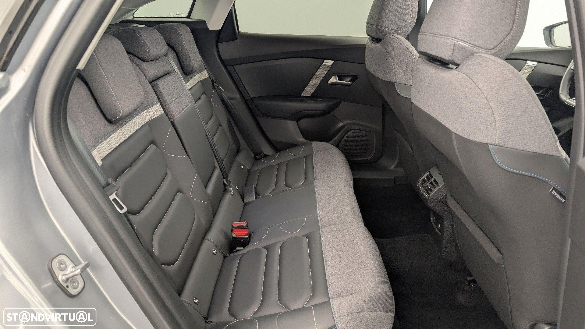 Citroën C4 1.2 PureTech Shine - 14