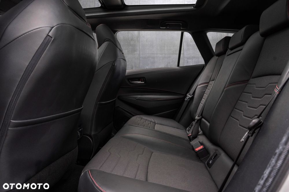 Toyota Corolla 2.0 Hybrid Comfort - 16