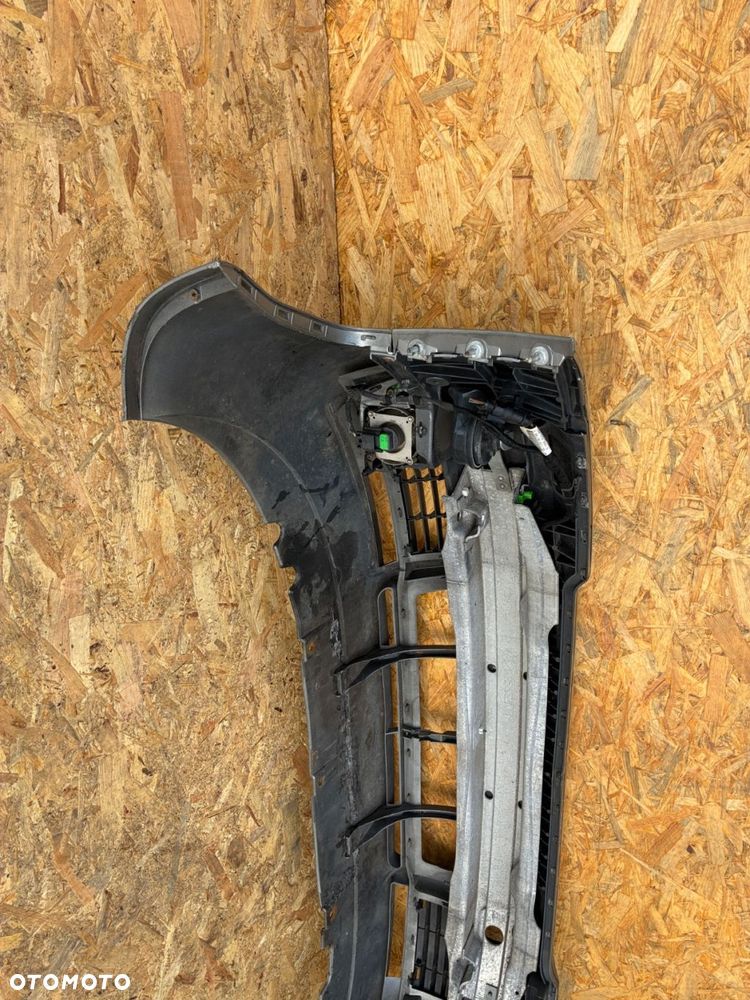 Audi A4 B6 ZDERZAK PRZÓD  PRZEDNI  HALOGEN - 9