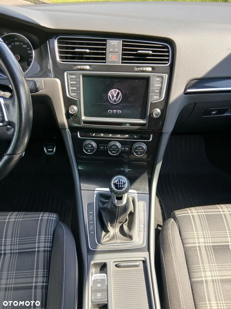 Volkswagen Golf 2.0 TDI BMT GTD - 13