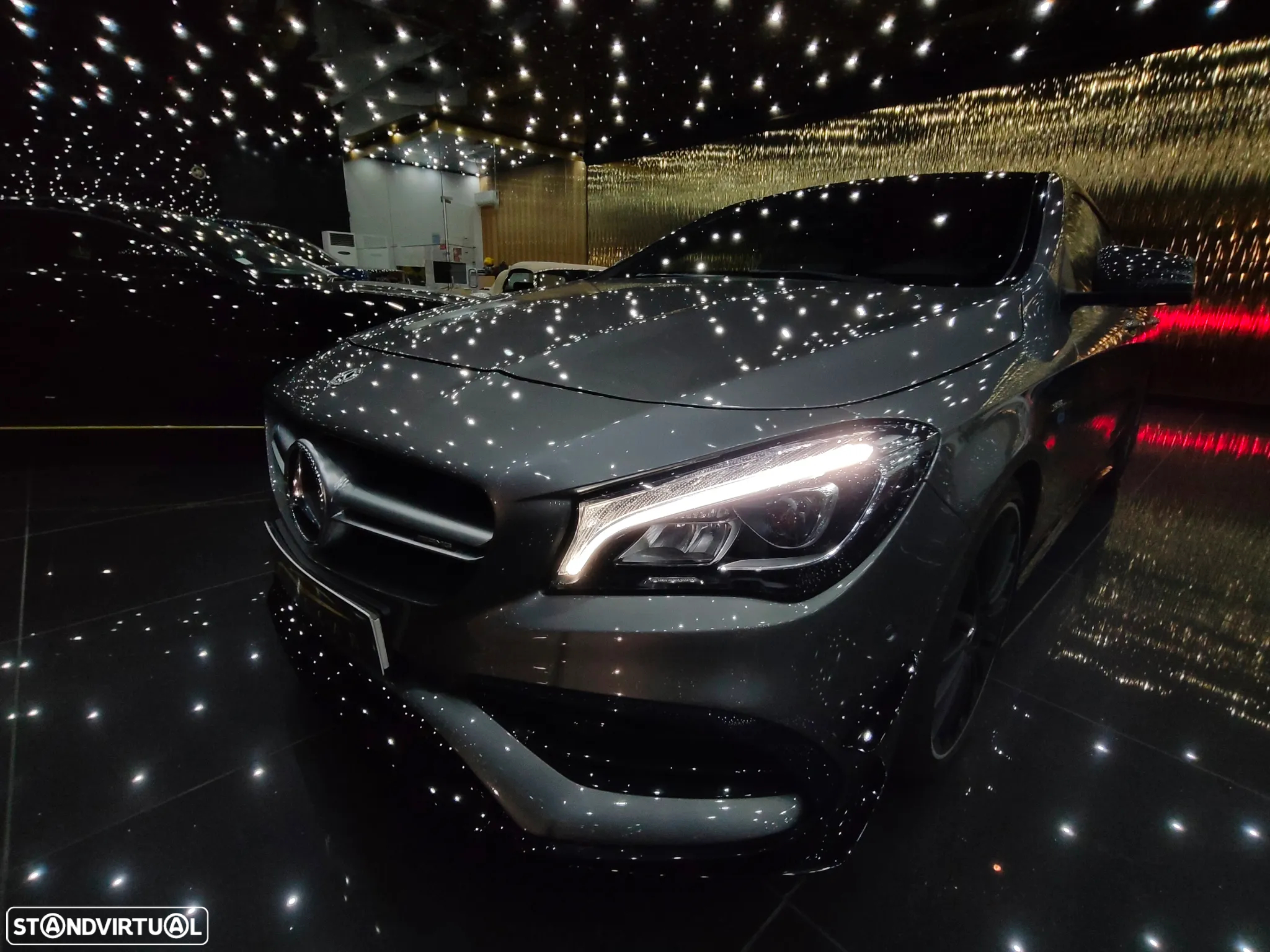 Mercedes-Benz CLA 45 AMG 4Matic Shooting Brake 7G-DCT - 33