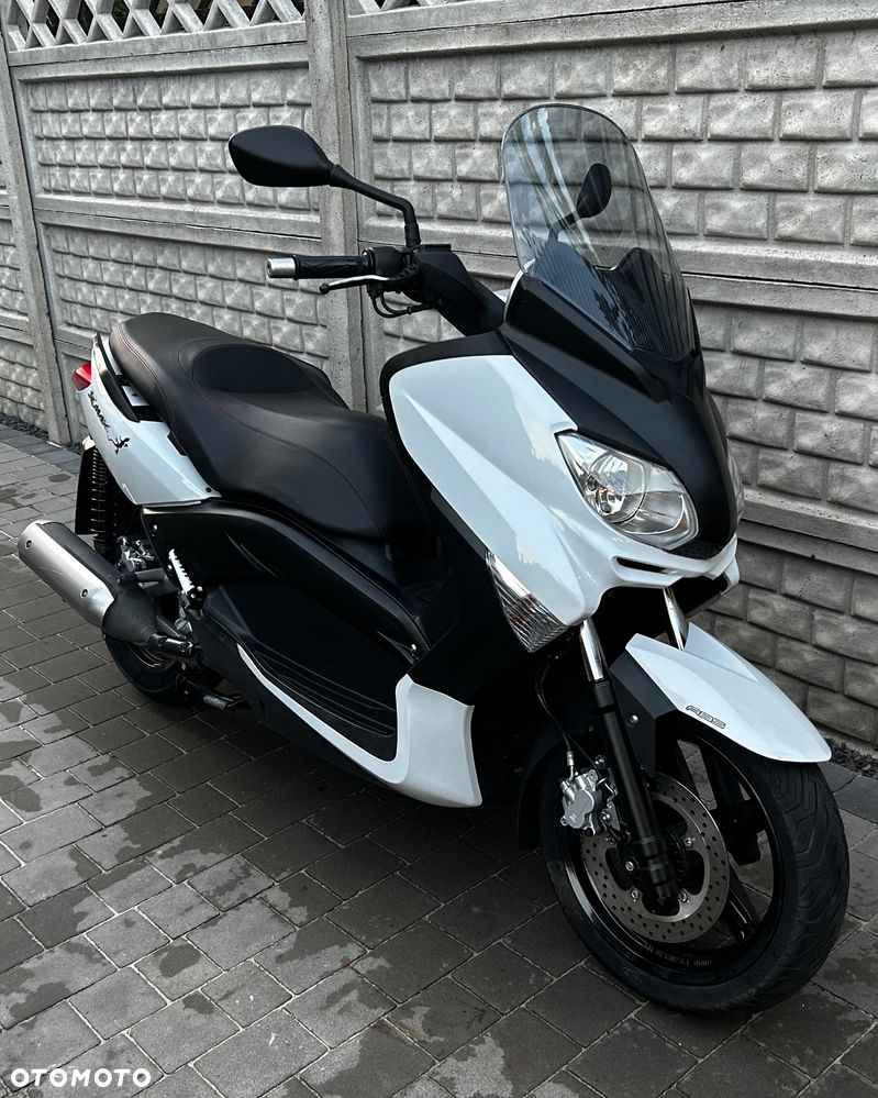 Yamaha X-max
