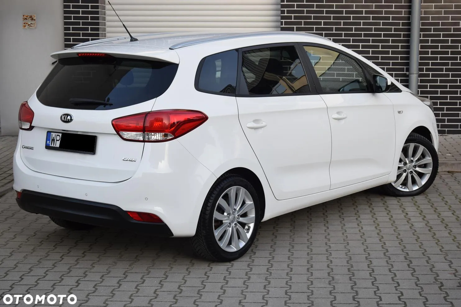 Kia Carens 1.7 CRDi 141 ISG Dream-Team Edition - 6