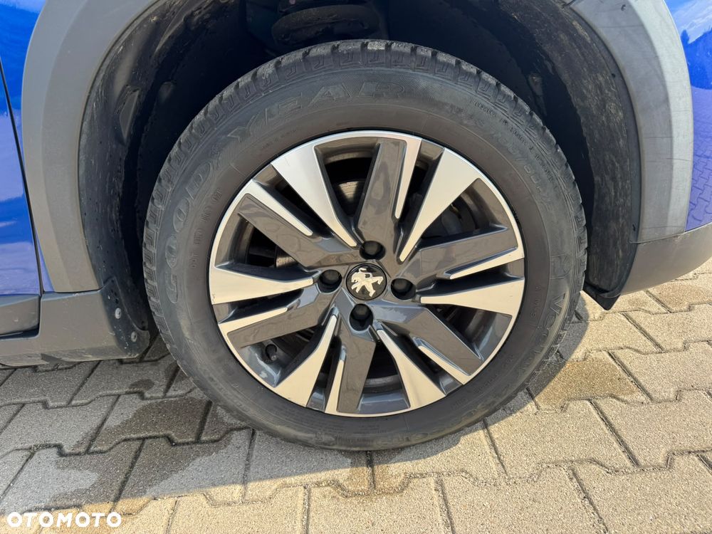 Peugeot 2008 PureTech 130 Stop&Start EAT6 Allure - 13