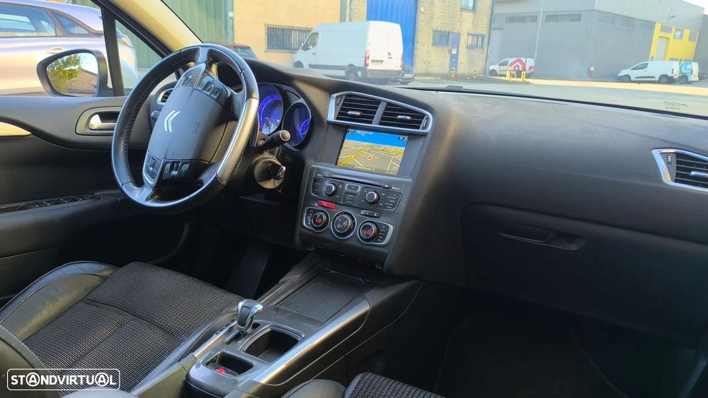 Citroën C4 1.6 e-HDi Exclusive J17 CMP6 - 17