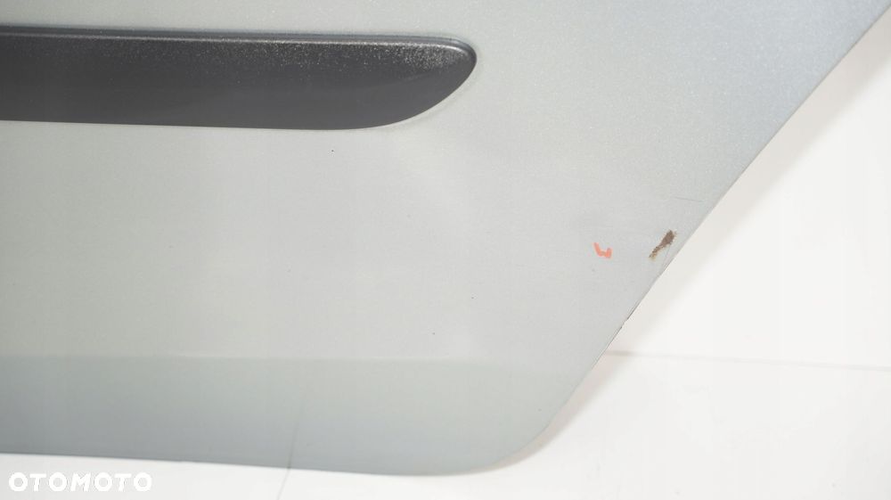 DRZWI LEWY TYŁ TOYOTA YARIS II 05-09R 1F8 - 14