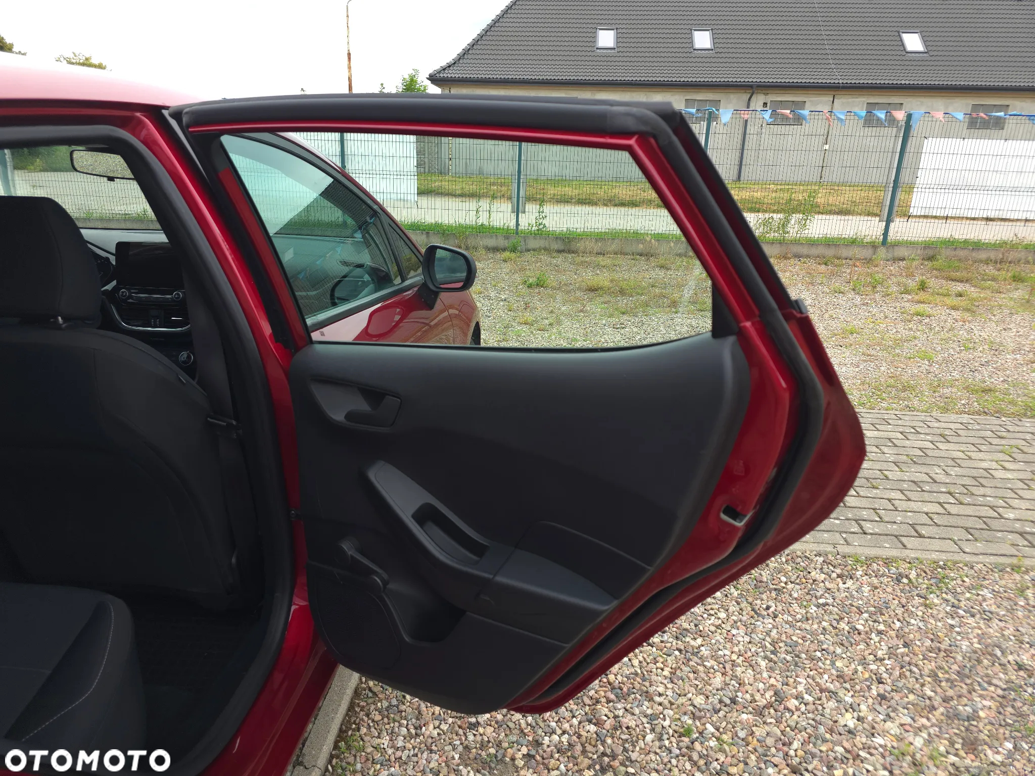 Ford Fiesta 1.1 Titanium ASS - 12